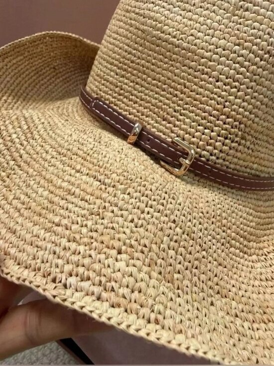 Miu Miu Women\'s Elegant Beige Straw Hat with Striking Red Bow main image 4